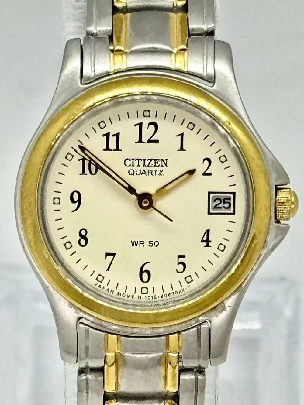 Vintage Citizen Women’s Quartz Two Tone Watch Cream Dial Date New Battery Runs